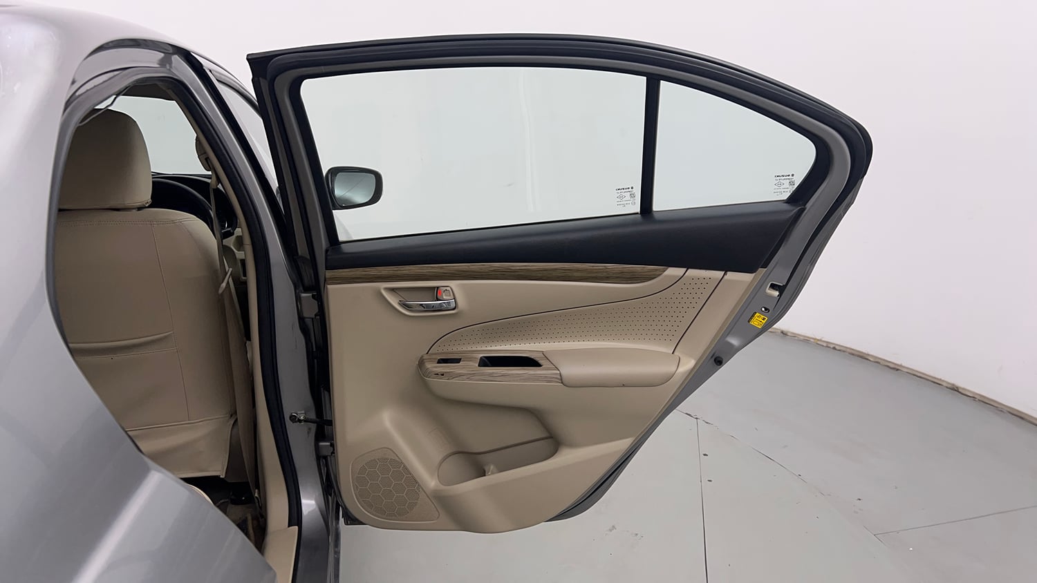 Used 2019 Maruti Suzuki Ciaz Delta Hybrid 1.5 AT Petrol Automatic interior RIGHT REAR DOOR OPEN VIEW