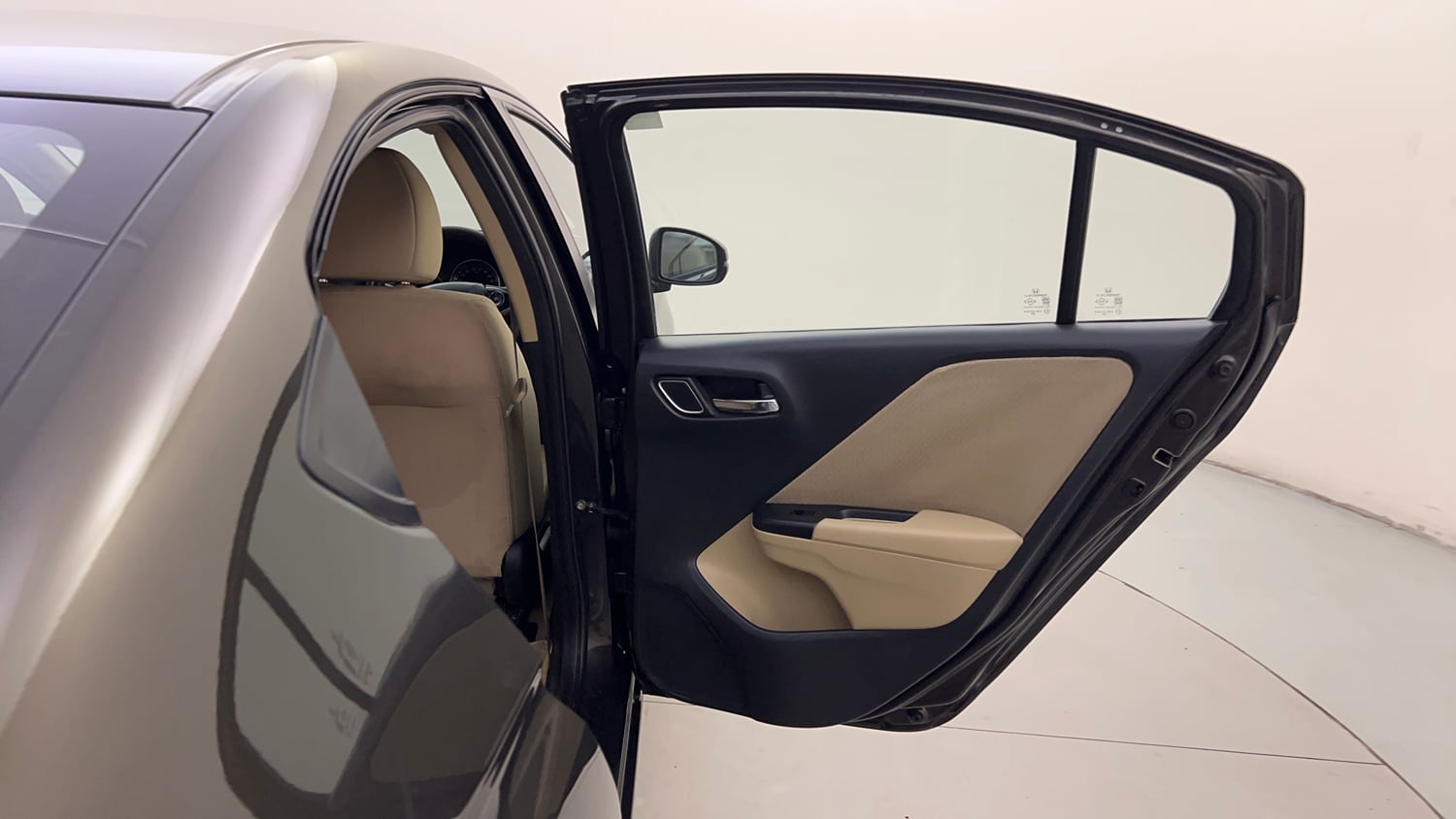 Used 2017 Honda City V Petrol Petrol Manual interior RIGHT REAR DOOR OPEN VIEW