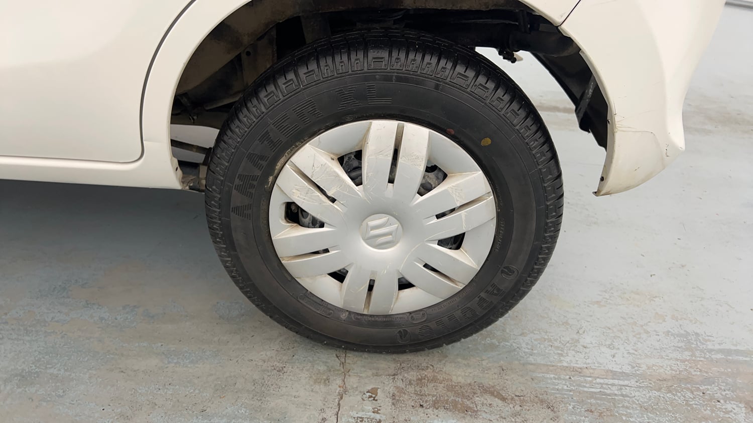Used 2018 Maruti Suzuki Alto 800 LXi Petrol Manual tyres LEFT REAR TYRE RIM VIEW