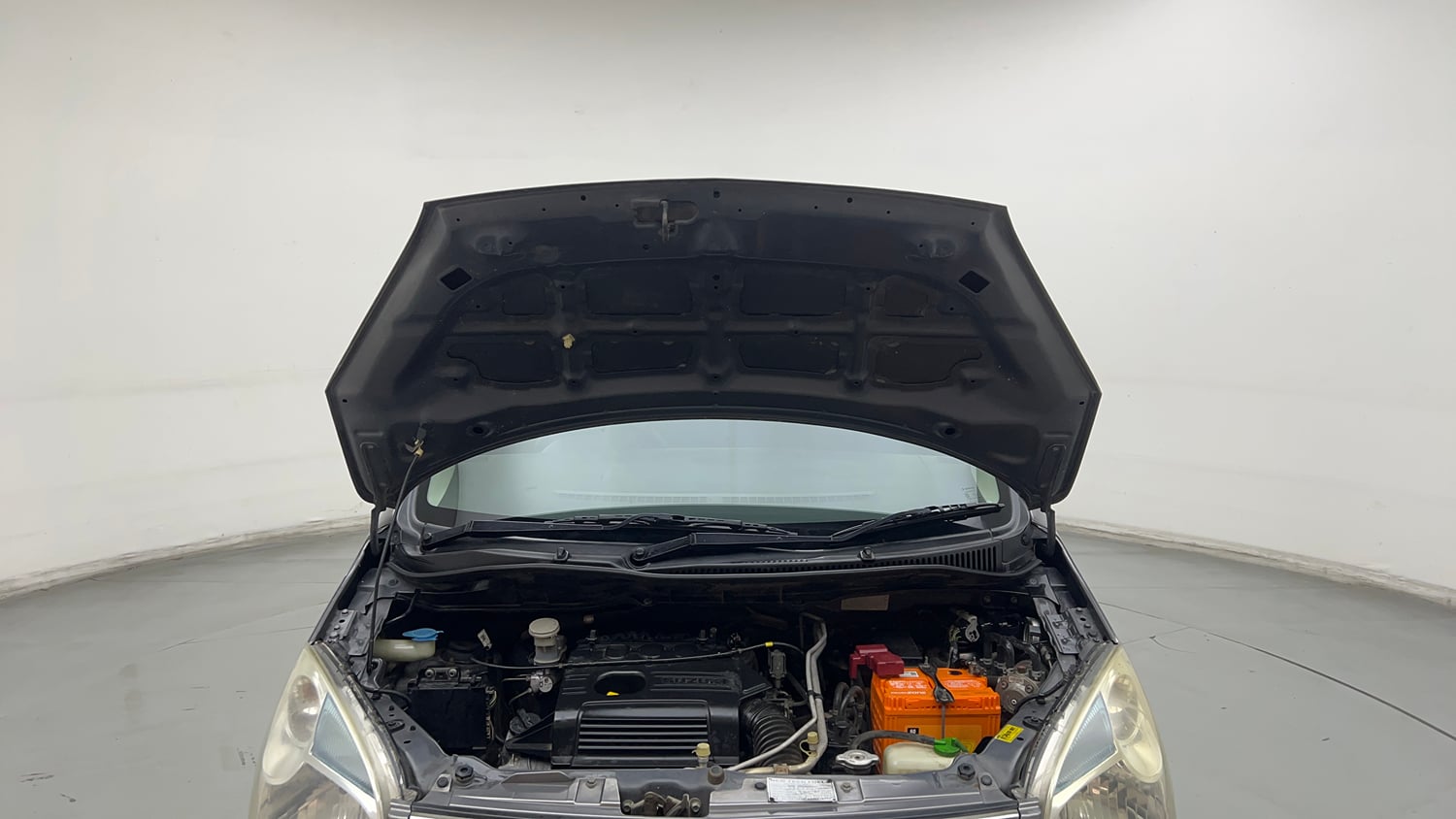 Used 2015 Maruti Suzuki Wagon R LXI CNG Cng Manual engine ENGINE & BONNET OPEN FRONT VIEW