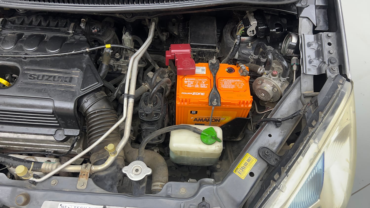 Used 2015 Maruti Suzuki Wagon R LXI CNG Cng Manual engine ENGINE LEFT SIDE VIEW