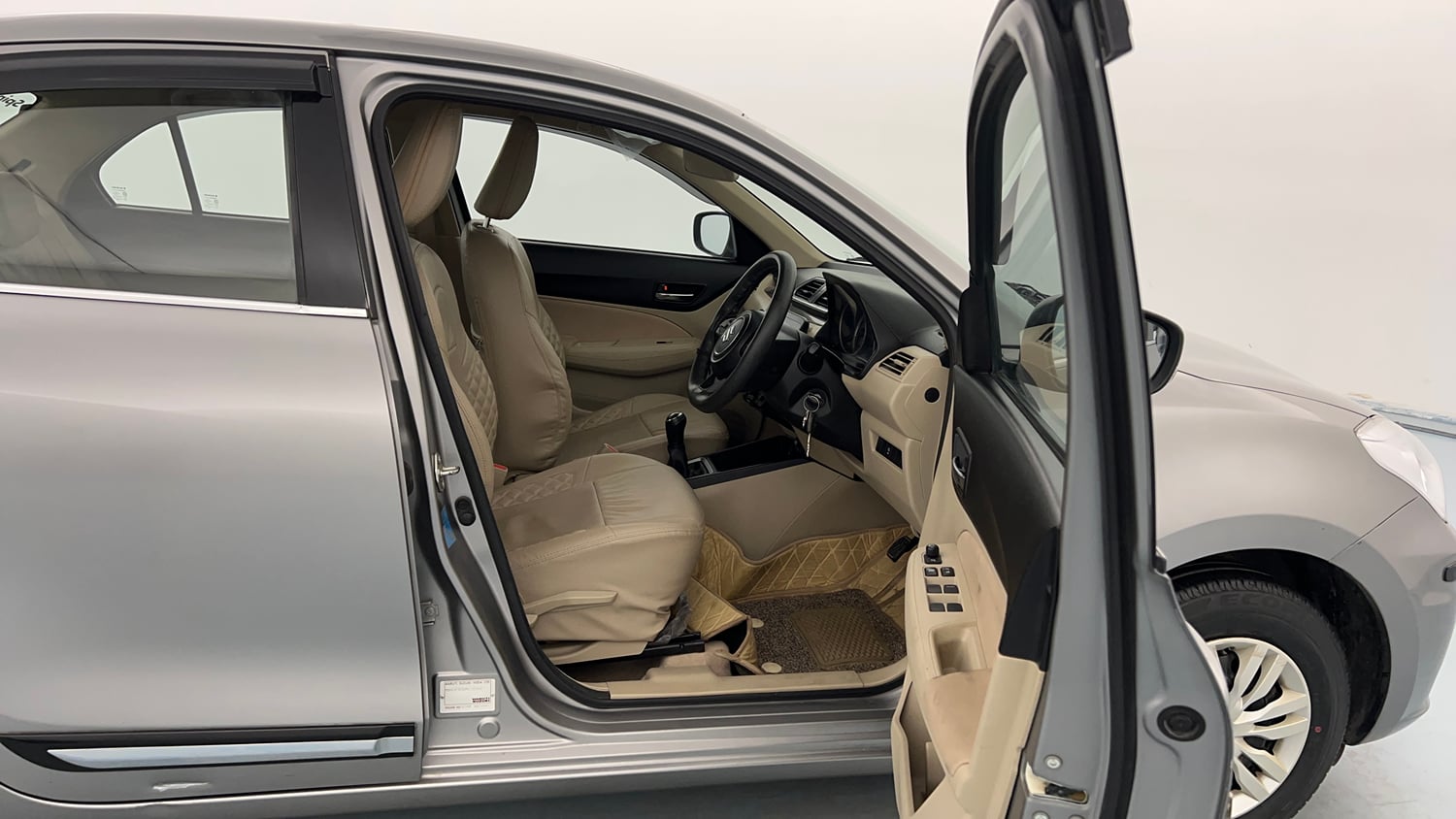 Used 2021 Maruti Suzuki Dzire VXi Petrol Manual interior RIGHT SIDE FRONT DOOR CABIN VIEW
