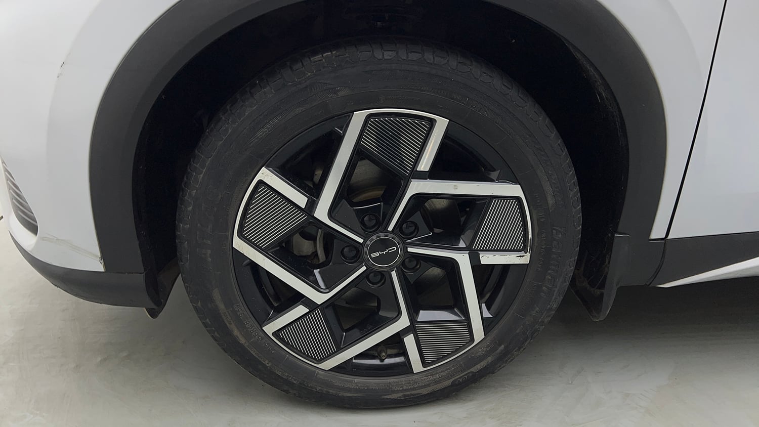 Used 2023 BYD Atto 3 Extended Range Electric Automatic tyres LEFT FRONT TYRE RIM VIEW