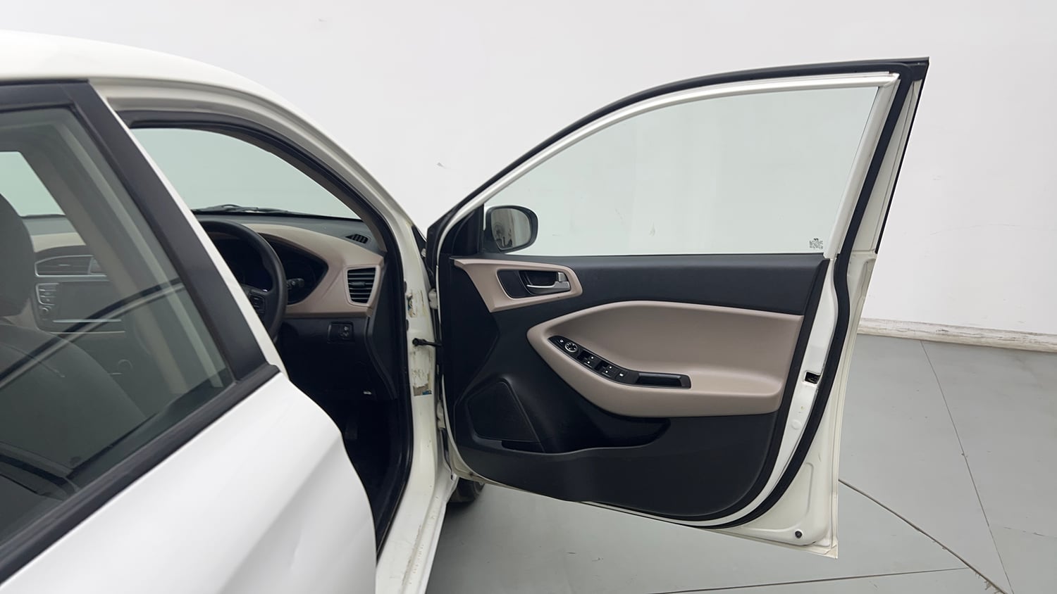 Used 2018 Hyundai Elite i20 Asta 1.2 AT Petrol Automatic interior RIGHT FRONT DOOR OPEN VIEW