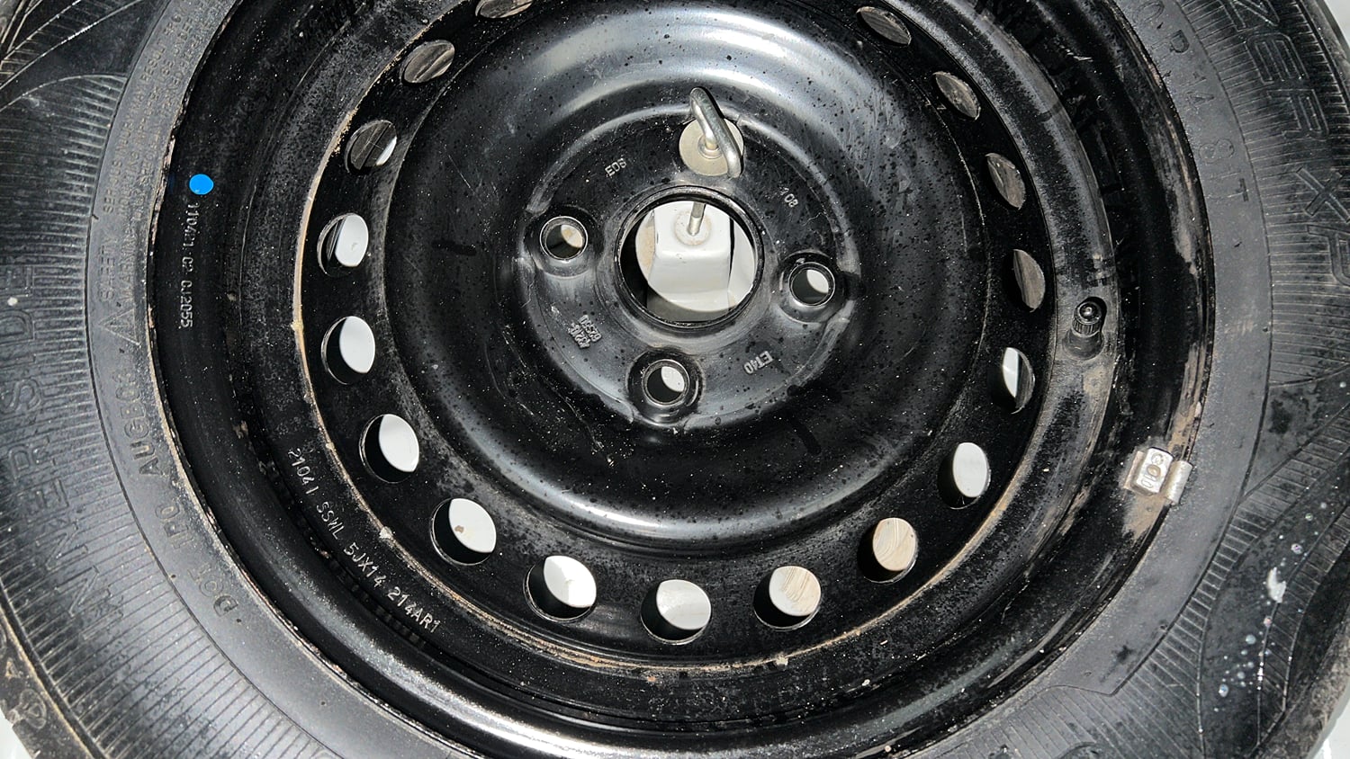 Used 2021 Maruti Suzuki S-Presso VXi Plus Petrol Manual tyres SPARE TYRE VIEW
