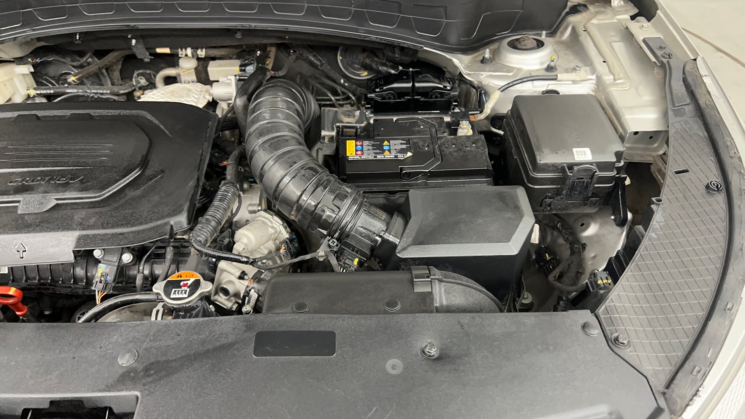 Used 2024 Kia Seltos HTK 1.5 Diesel MT Diesel Manual engine ENGINE LEFT SIDE VIEW