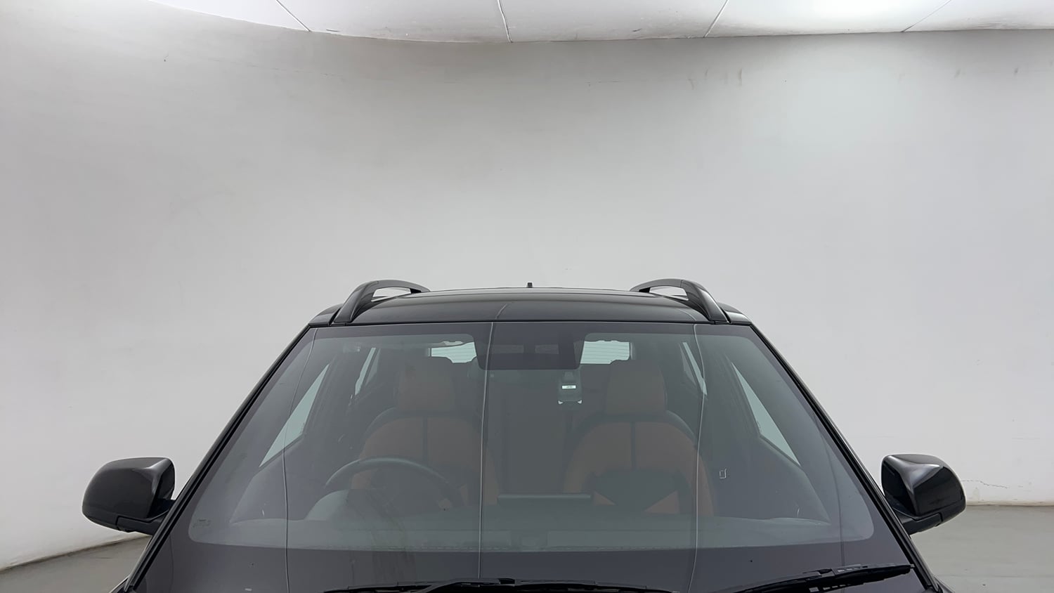 Used 2023 Hyundai Venue SX(O) 1.0 Turbo DCT Knight Edition Petrol Automatic exterior FRONT WINDSHIELD VIEW