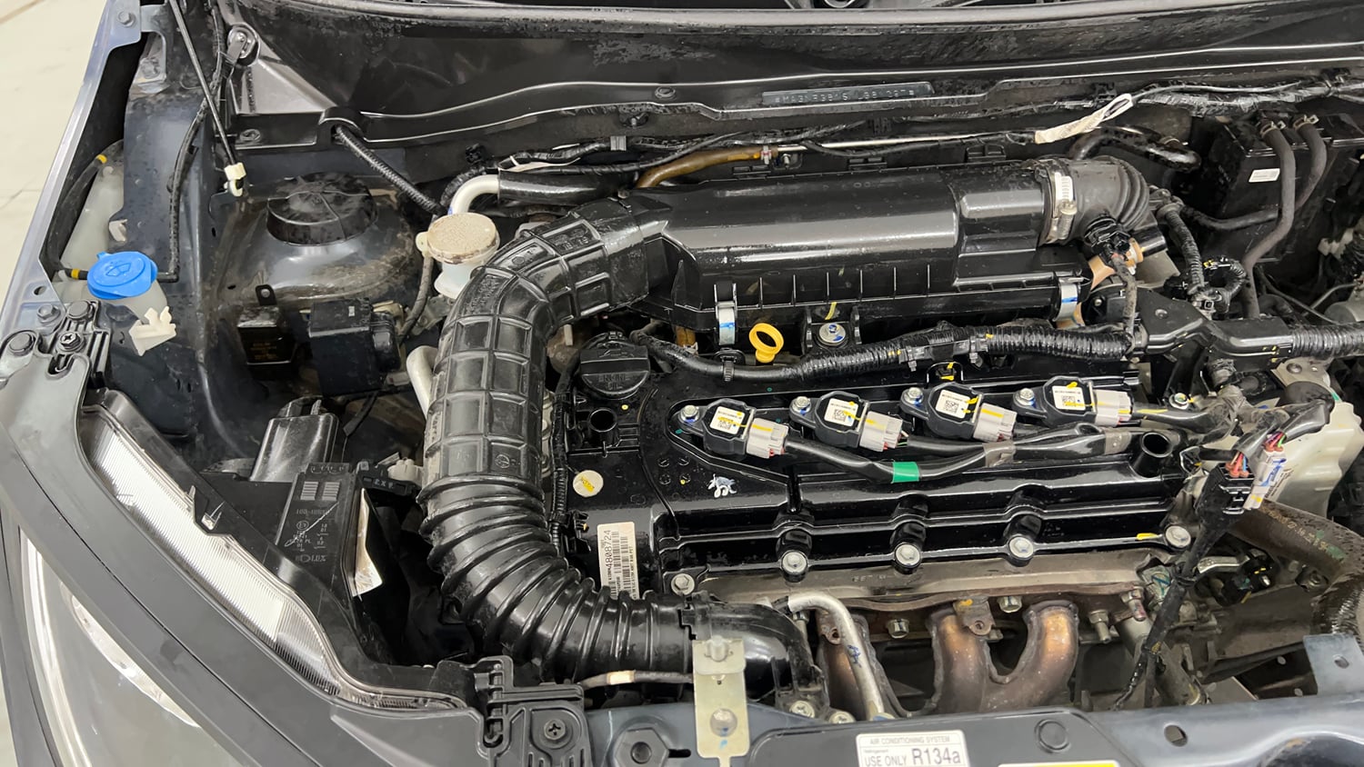 Used 2022 Maruti Suzuki Ignis Delta 1.2 AMT Petrol Automatic engine ENGINE RIGHT SIDE VIEW