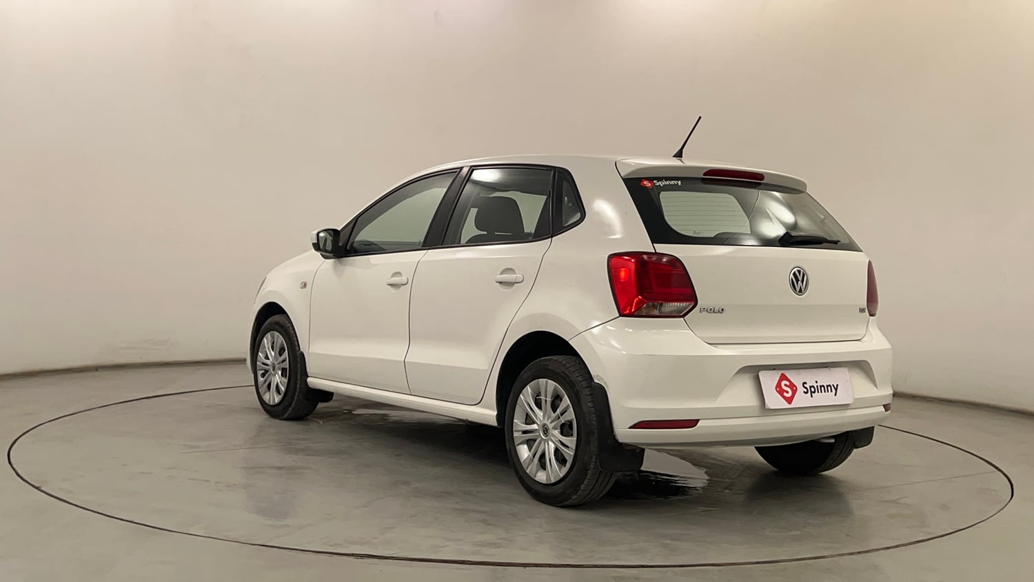 Used 2015 Volkswagen Polo Comfortline 1.5L (D) Diesel Manual exterior LEFT REAR CORNER VIEW