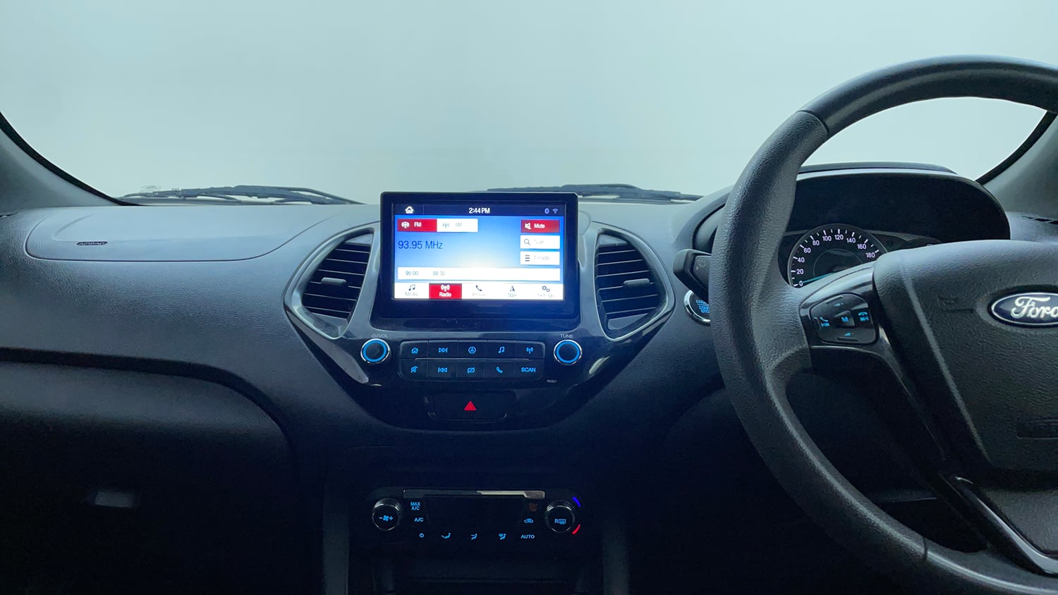 Used 2021 Ford Freestyle Titanium Plus 1.2 Ti-VCT Petrol Manual interior MUSIC SYSTEM & AC CONTROL VIEW