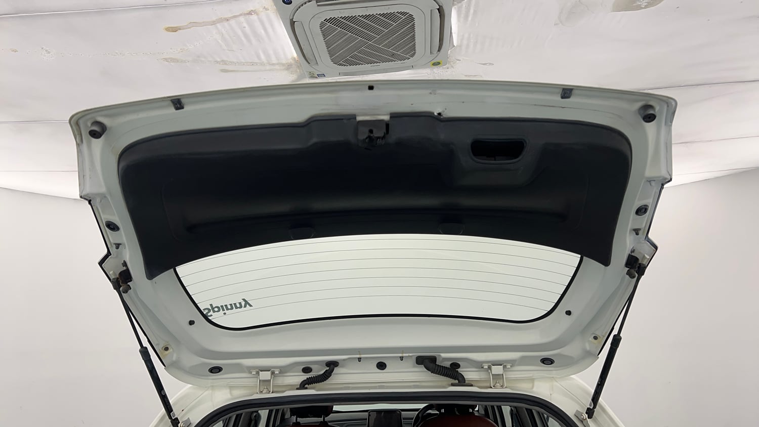 Used 2020 Tata Altroz XZ Petrol Petrol Manual interior DICKY DOOR OPEN VIEW