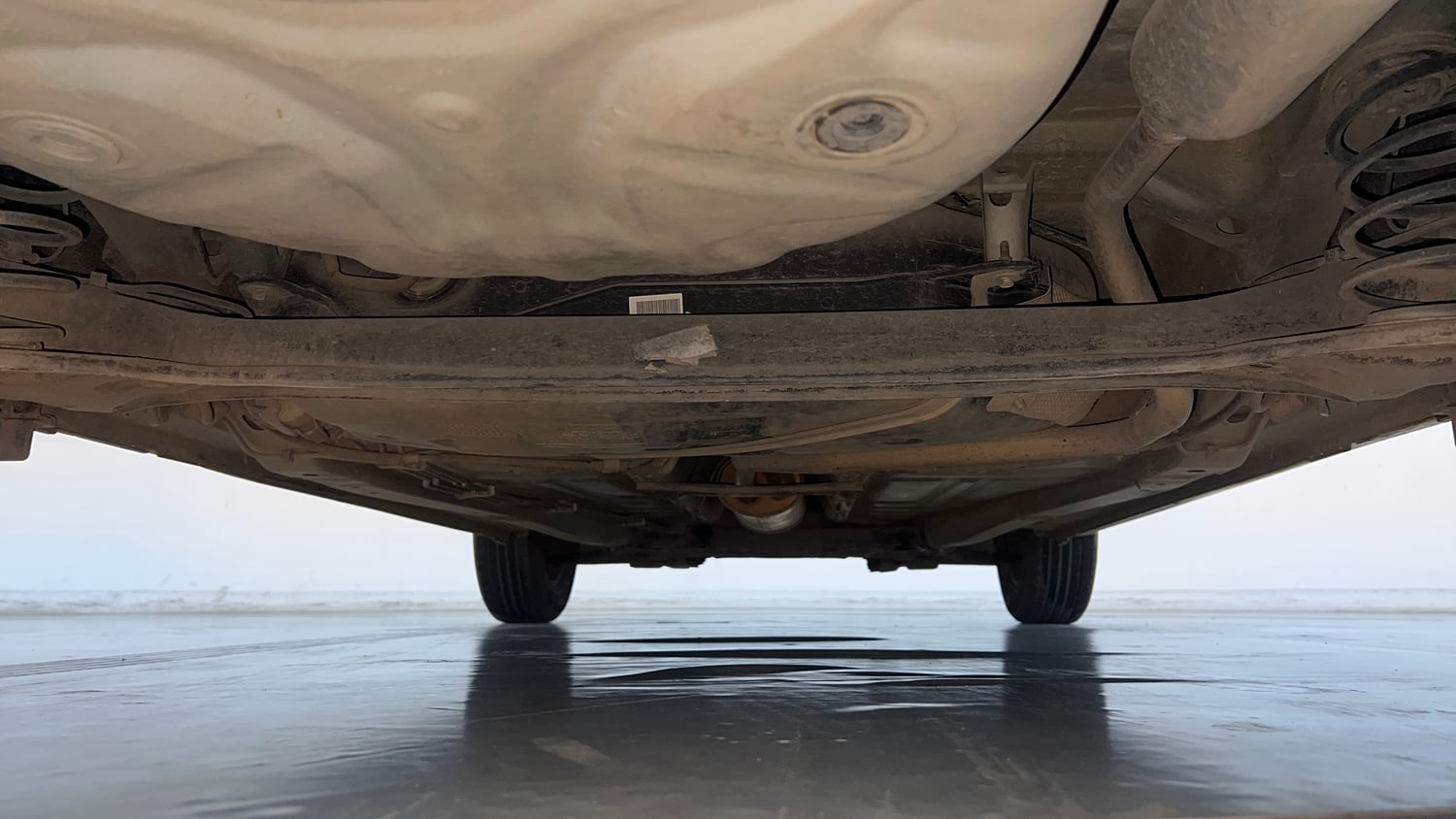 Used 2016 Maruti Suzuki Baleno Delta 1.2 Petrol Manual extra REAR UNDERBODY VIEW (TAKEN FROM REAR)