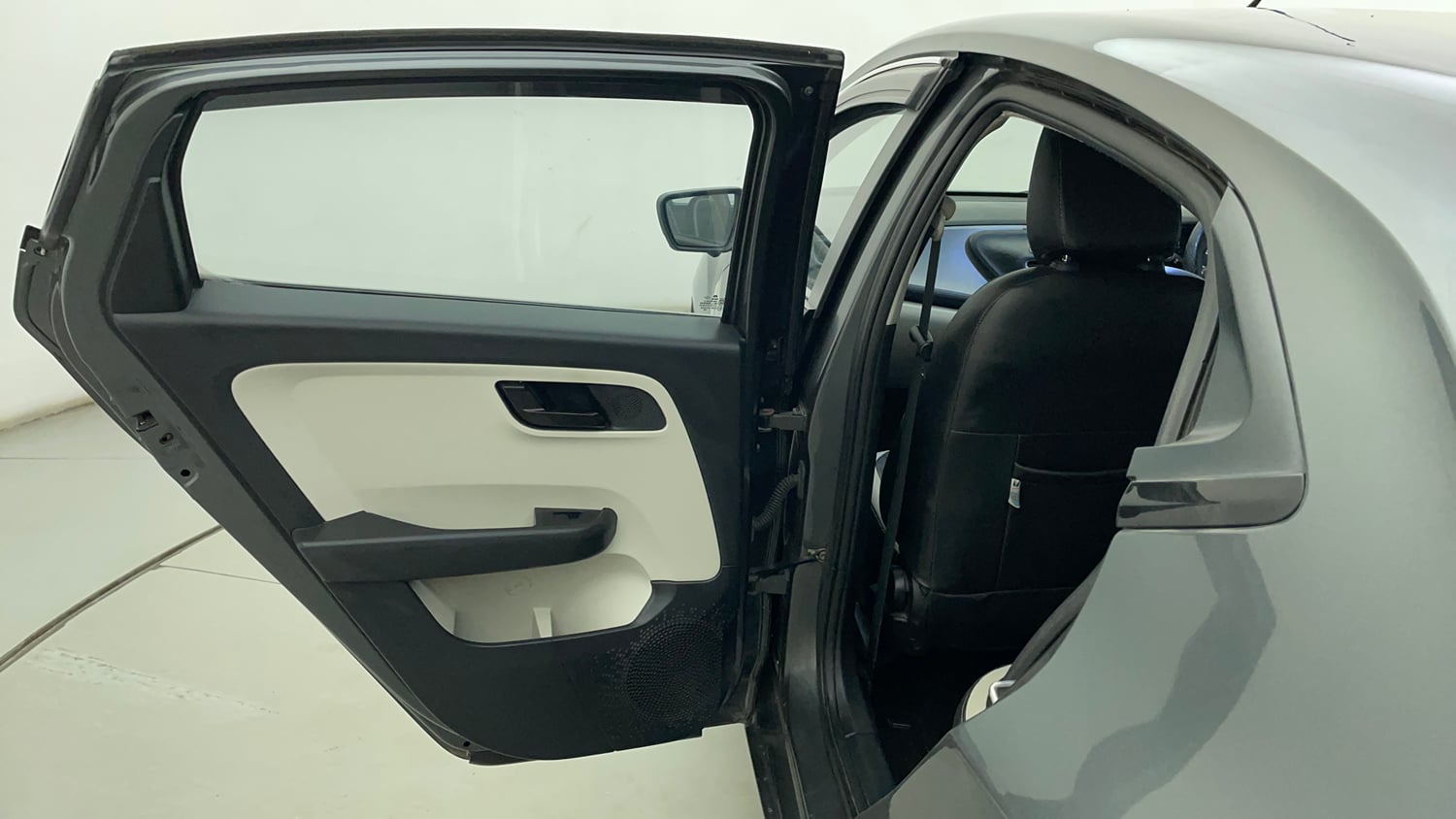 Used 2022 Tata Altroz XM Plus Petrol Petrol Manual interior LEFT REAR DOOR OPEN VIEW