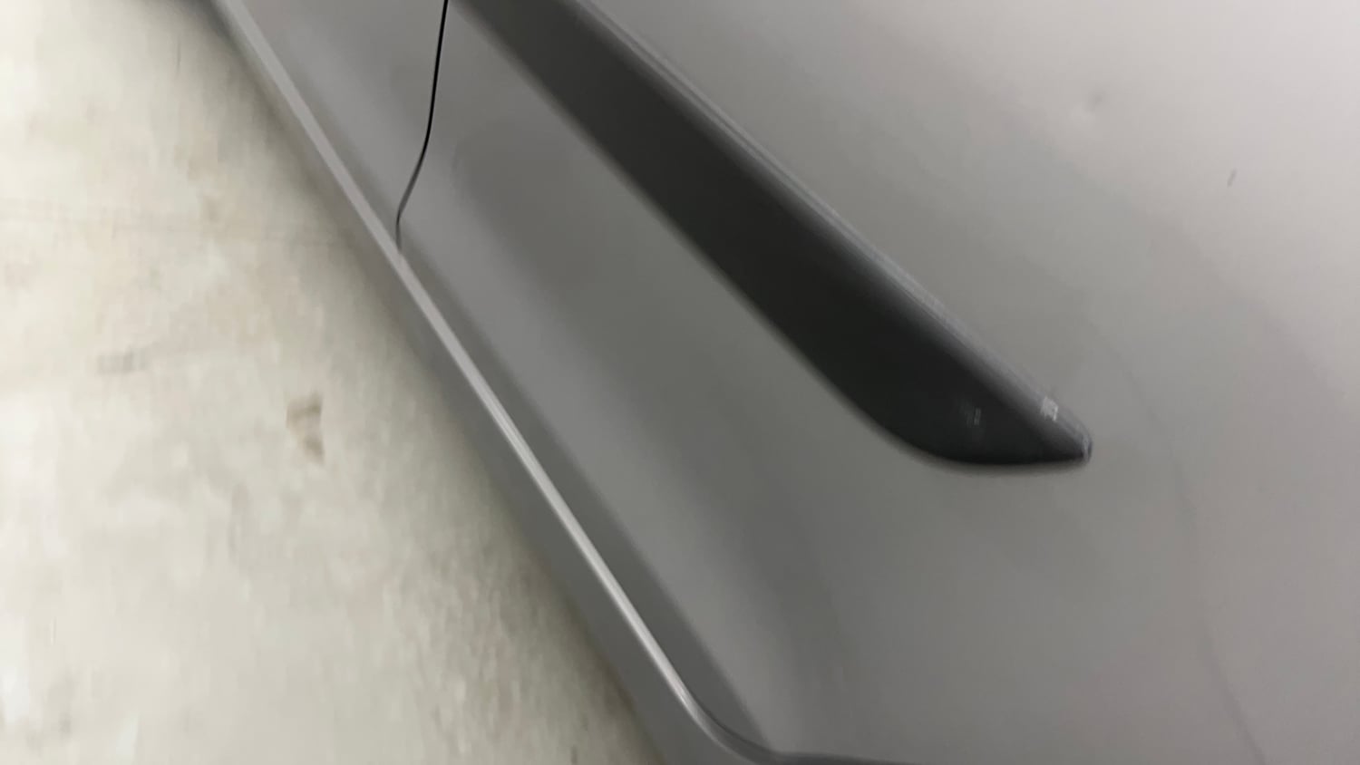 Used 2014 Maruti Suzuki Swift LXi Petrol Manual dents MINOR SCRATCH