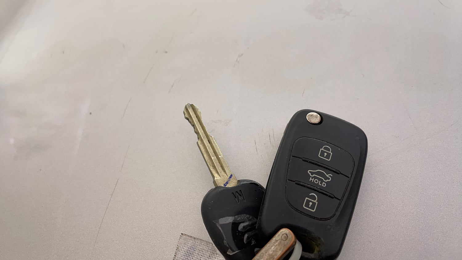 Used 2014 Hyundai i10 Sportz 1.1 iRDE2 Petrol Manual extra CAR KEY VIEW