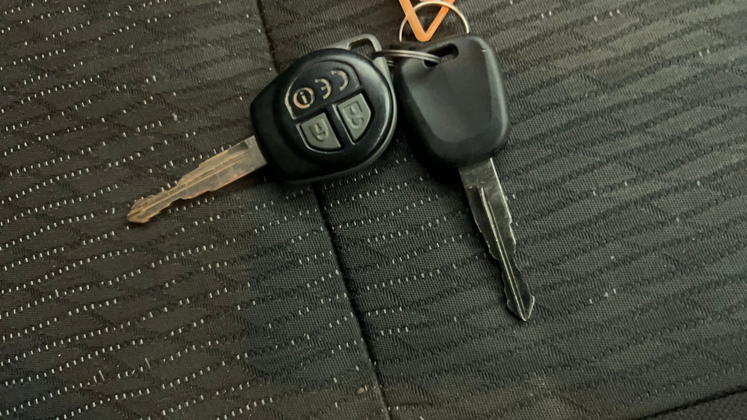 Used 2017 Maruti Suzuki Baleno Delta 1.2 Petrol Manual extra CAR KEY VIEW