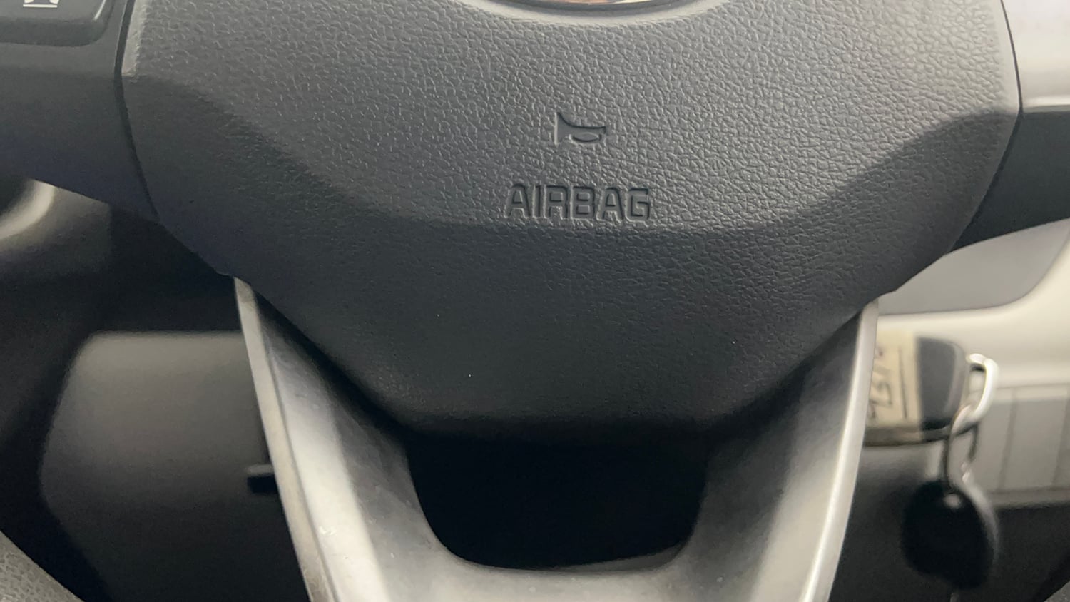 Used 2019 Hyundai Grand i10 Nios Magna AMT 1.2 Kappa VTVT Petrol Automatic top_features Airbags