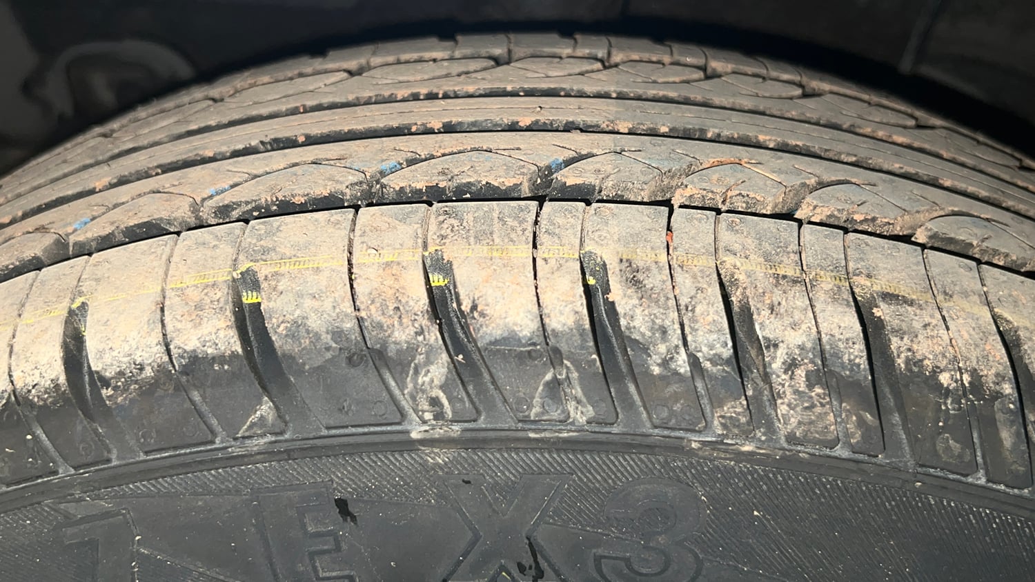 Used 2018 Hyundai Grand i10 Magna 1.2 Kappa VTVT Petrol Manual tyres RIGHT REAR TYRE TREAD VIEW