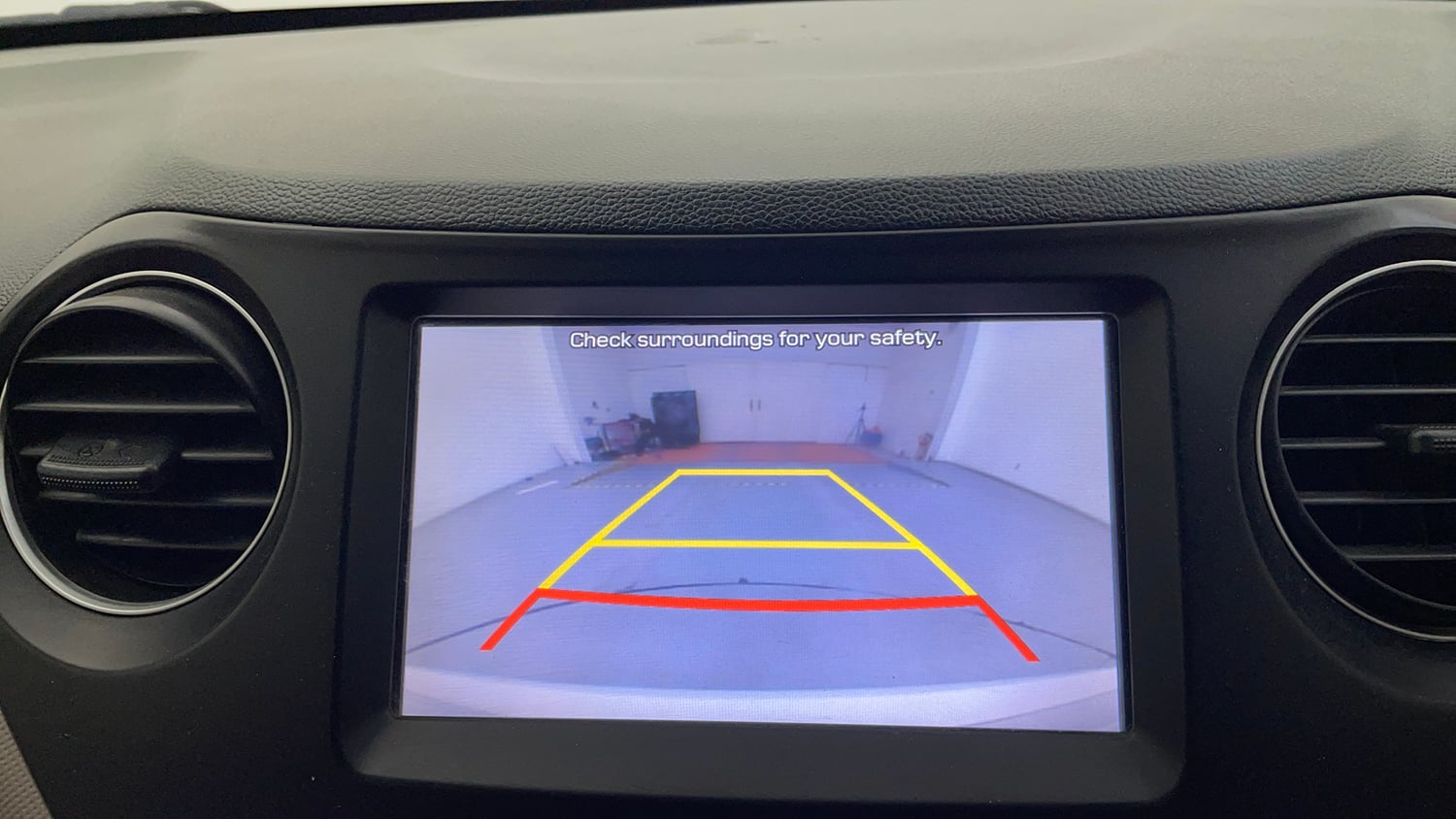 Used 2018 Hyundai Grand i10 Sportz (O) 1.2 Kappa VTVT Petrol Manual top_features Rear camera