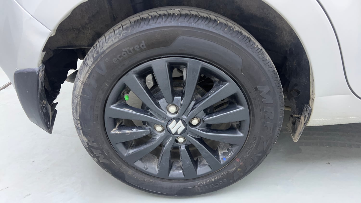 Used 2025 Maruti Suzuki Wagon R ZXI Plus 1.2 AGS Petrol Automatic tyres RIGHT REAR TYRE RIM VIEW