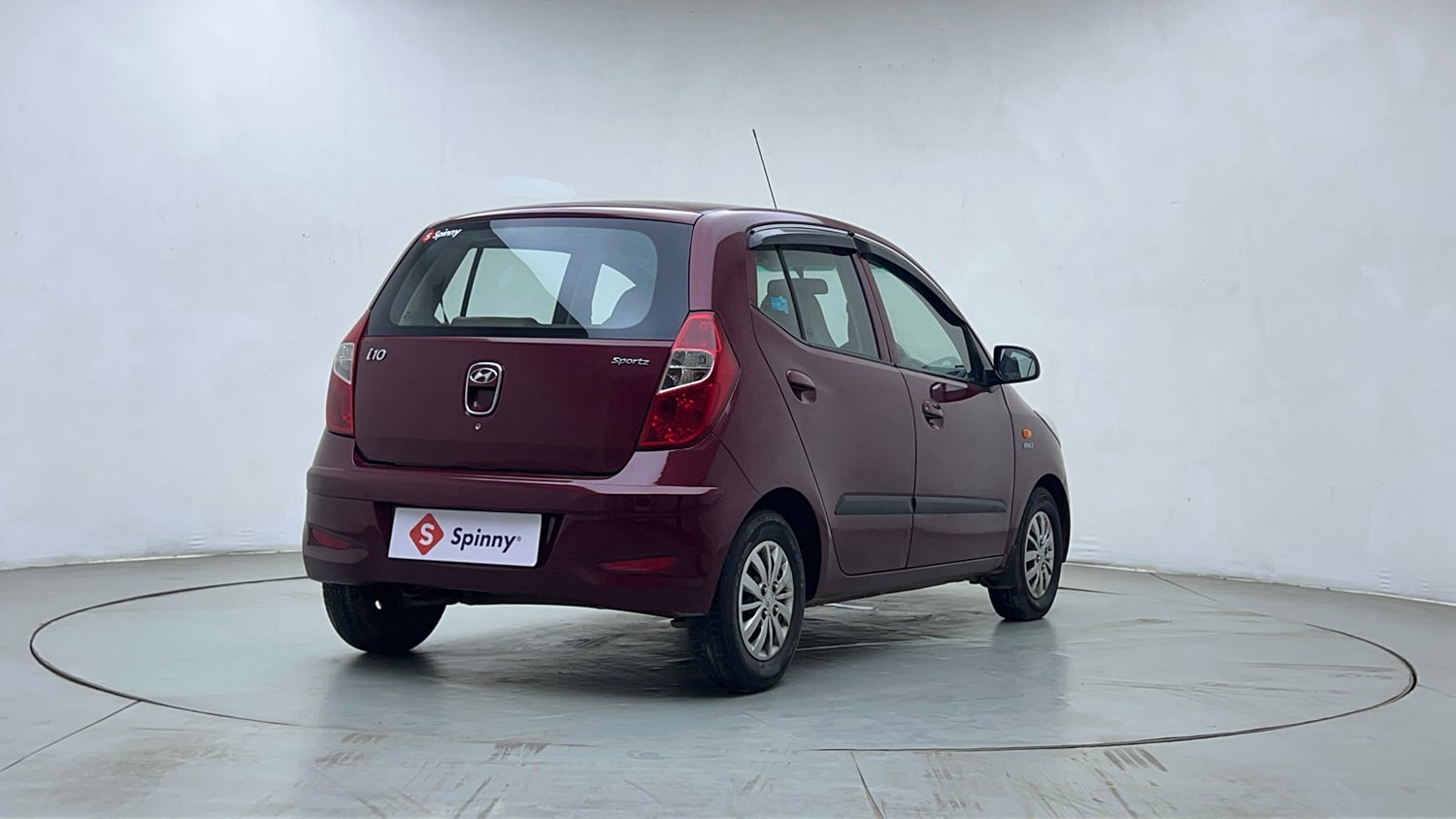 Used 2015 Hyundai i10 Sportz 1.1 iRDE2 Petrol Manual exterior RIGHT REAR CORNER VIEW