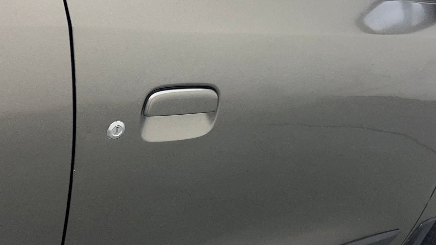 Used 2023 Maruti Suzuki Wagon R VXI 1.0 Petrol Manual dents MINOR SCRATCH