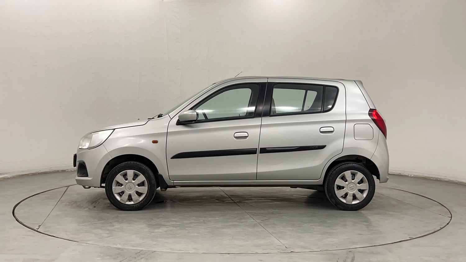 Used 2015 Maruti Suzuki Alto K10 VXi Petrol Manual exterior LEFT SIDE VIEW