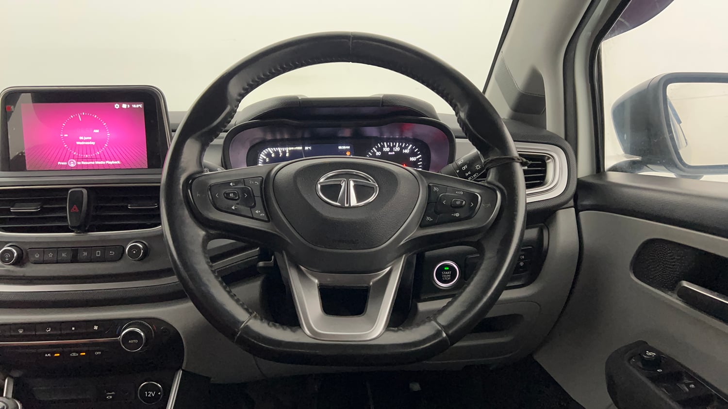 Used 2020 Tata Altroz XZ Petrol Petrol Manual interior STEERING VIEW