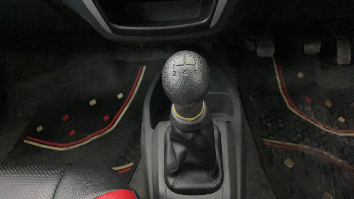 Used 2018 Maruti Suzuki Alto 800 LXi Petrol Manual interior GEAR  KNOB VIEW
