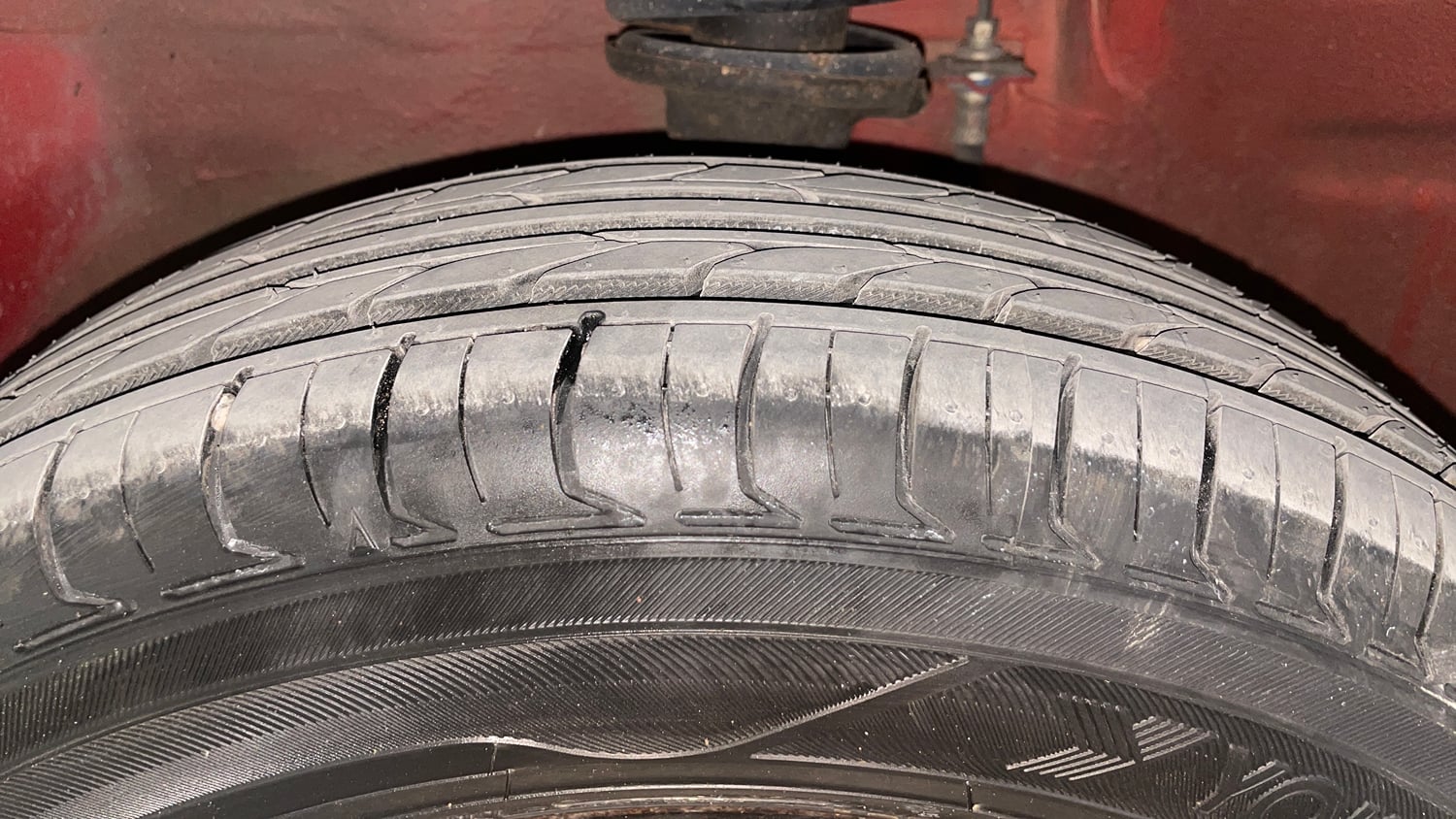 Used 2018 Maruti Suzuki Alto 800 LXi Petrol Manual tyres LEFT FRONT TYRE TREAD VIEW