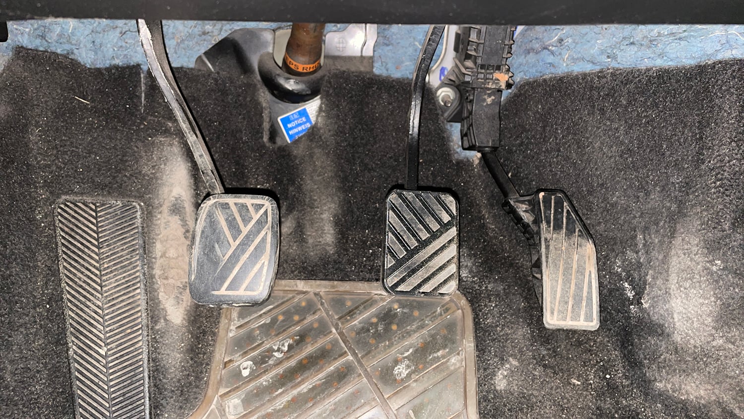 Used 2016 Maruti Suzuki Baleno Zeta 1.2 Petrol Manual interior PEDALS VIEW