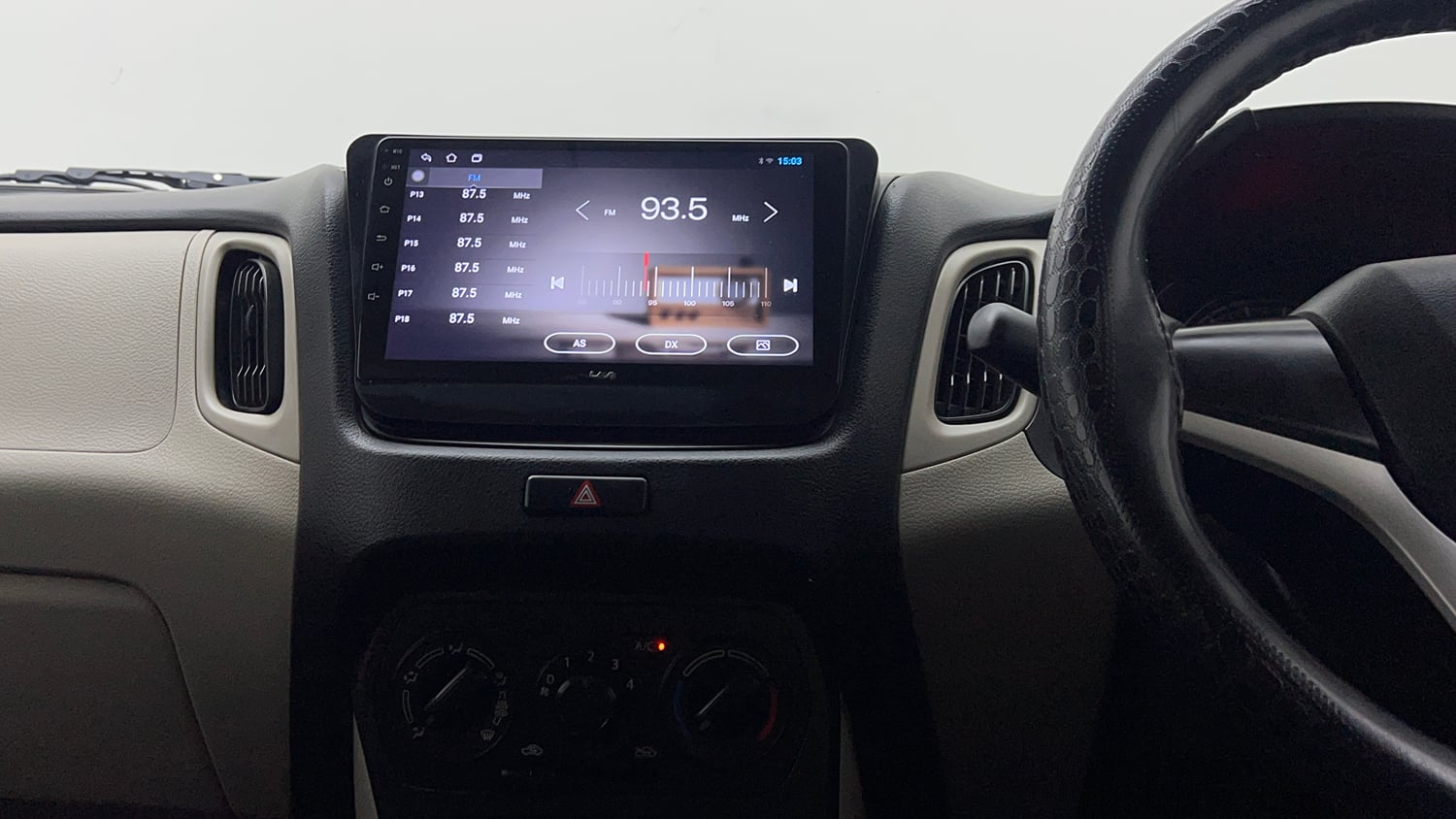 Used 2023 Maruti Suzuki Wagon R VXI 1.0 Petrol Manual interior MUSIC SYSTEM & AC CONTROL VIEW