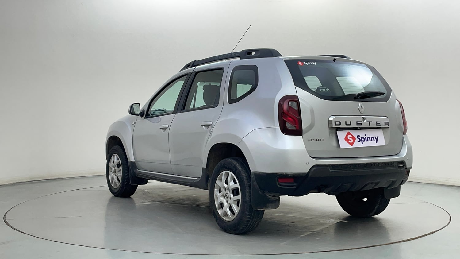 Used 2017 Renault Duster RXL Petrol Petrol Manual exterior LEFT REAR CORNER VIEW