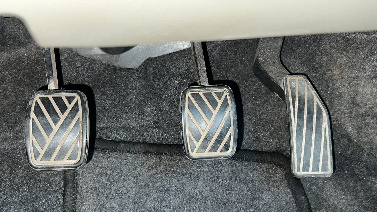 Used 2017 Maruti Suzuki Celerio VXi Petrol Manual interior PEDALS VIEW