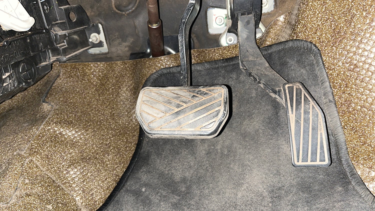 Used 2016 Maruti Suzuki Alto K10 VXi AMT Petrol Automatic interior PEDALS VIEW