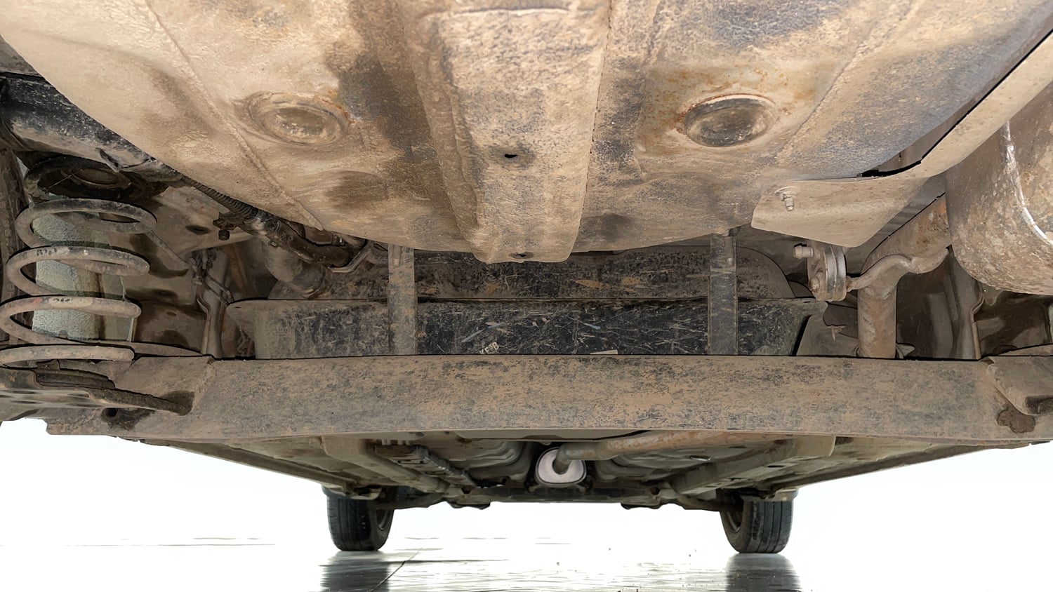 Used 2016 Hyundai Xcent S 1.2 Petrol Manual extra REAR UNDERBODY VIEW (TAKEN FROM REAR)