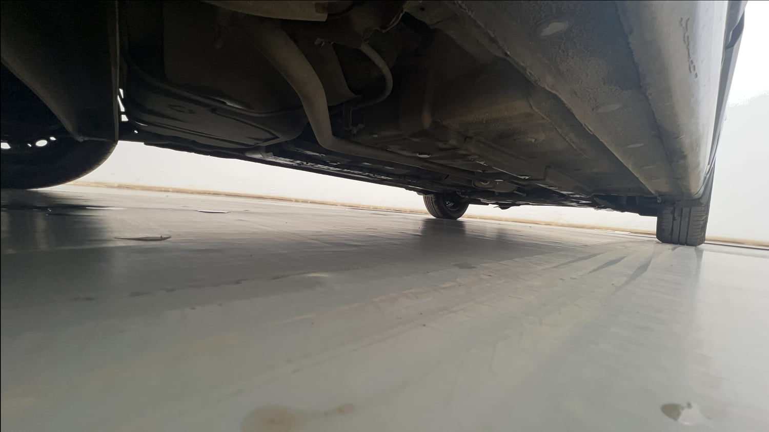 Used 2018 Hyundai Grand i10 Magna 1.2 Kappa VTVT Petrol Manual extra REAR RIGHT UNDERBODY VIEW