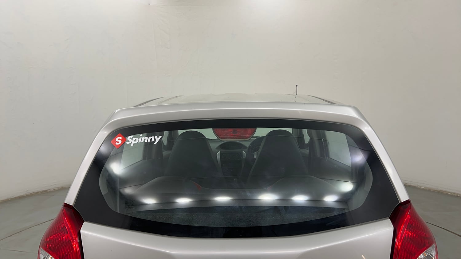 Used 2016 Maruti Suzuki Alto 800 Lxi Petrol Manual exterior BACK WINDSHIELD VIEW