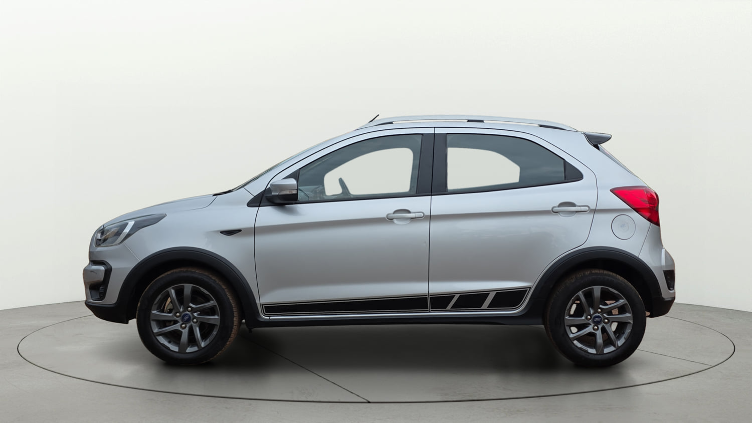 Used 2021 Ford Freestyle Titanium 1.2 Ti-VCT Petrol Manual exterior LEFT SIDE VIEW
