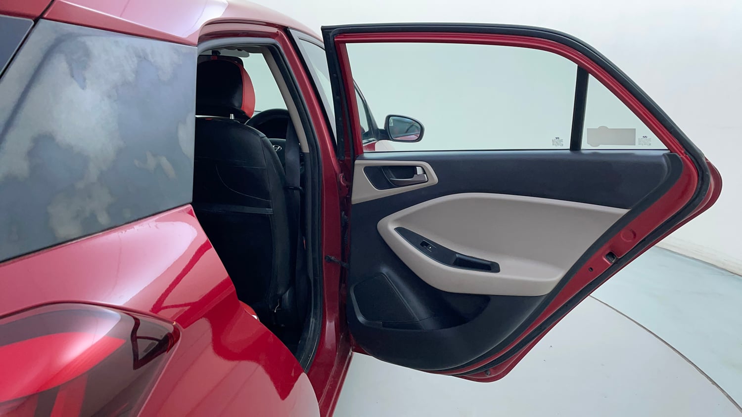 Used 2015 Hyundai Elite i20 Magna 1.2 Petrol Manual interior RIGHT REAR DOOR OPEN VIEW