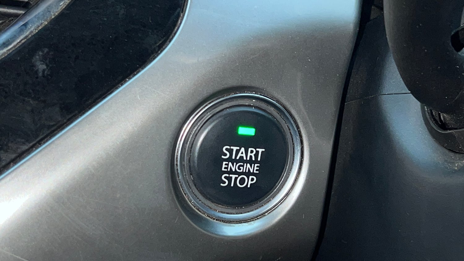 Used 2018 Tata Nexon XZA Plus Petrol Petrol Automatic top_features Keyless start