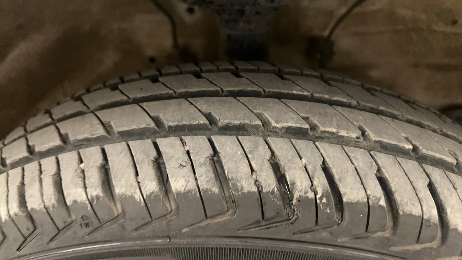 Used 2024 Maruti Suzuki Alto K10 VXi Petrol Manual tyres RIGHT FRONT TYRE TREAD VIEW