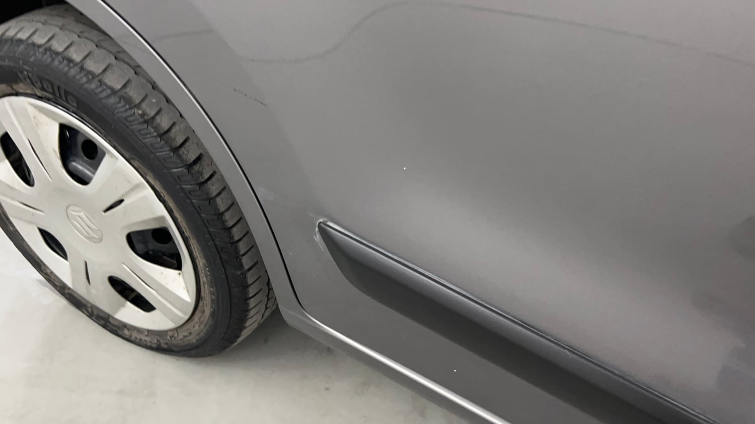 Used 2014 Maruti Suzuki Wagon R VXI Petrol Manual dents MINOR SCRATCH