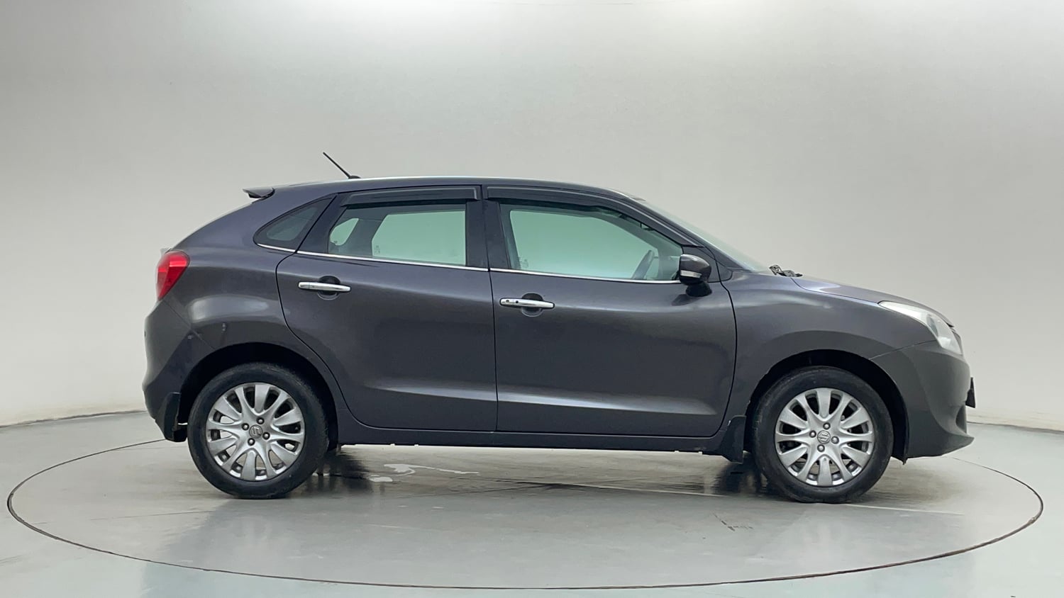 Used 2016 Maruti Suzuki Baleno Zeta 1.2 Petrol Manual exterior RIGHT SIDE VIEW