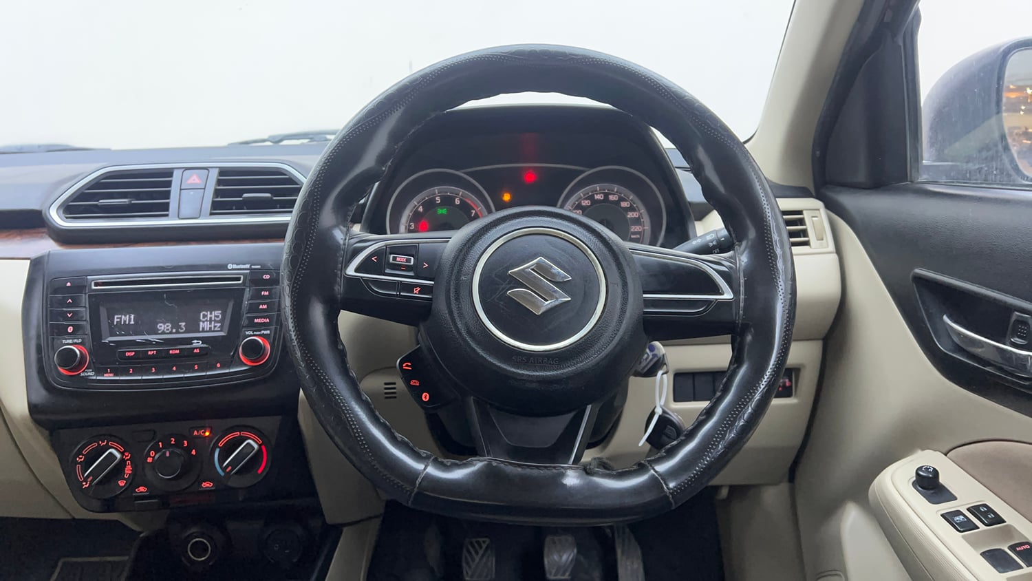 Used 2019 Maruti Suzuki Dzire VXi Petrol Manual interior STEERING VIEW