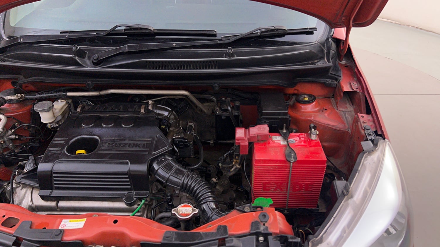 Used 2016 Maruti Suzuki Celerio VXi Petrol Manual engine ENGINE LEFT SIDE HINGE & APRON VIEW