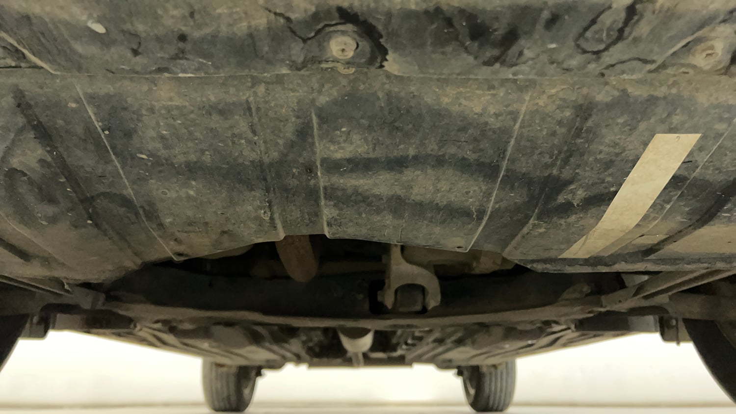 Used 2022 Toyota Urban Cruiser Premium Grade AT Petrol Automatic extra FRONT LEFT UNDERBODY VIEW