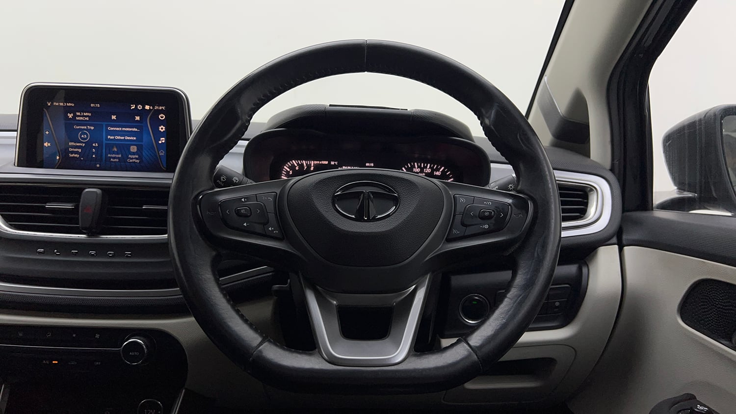 Used 2021 Tata Altroz XZ Petrol Petrol Manual interior STEERING VIEW