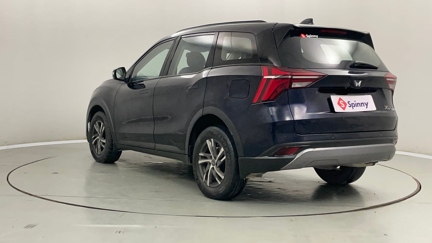 Used 2022 Mahindra XUV700 AX 5 Petrol AT 5 STR Petrol Automatic exterior LEFT REAR CORNER VIEW