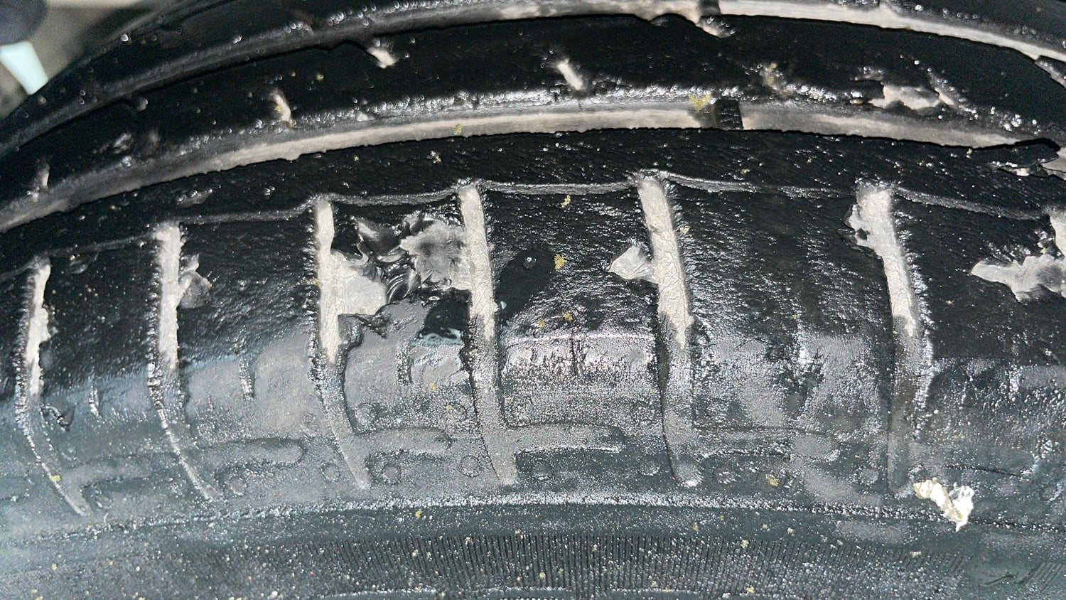 Used 2021 Hyundai Grand i10 Nios Sportz AMT 1.2 Kappa VTVT Petrol Automatic tyres RIGHT REAR TYRE TREAD VIEW